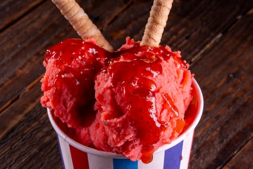 Helado de paila: el tesoro ecuatoriano que conquista al mundo desde Ibarra