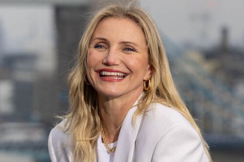 Cameron Diaz es captada de paseo con su segundo bebé y este detalle se gana los aplausos
