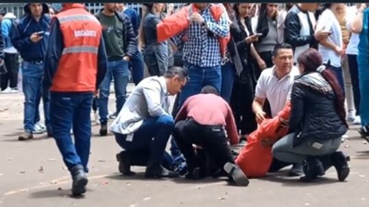 Muchos se desmayaron por temblor en Colombia.