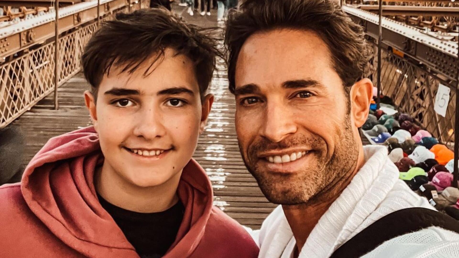 Fans retan a Sebastián Rulli con singular propuesta