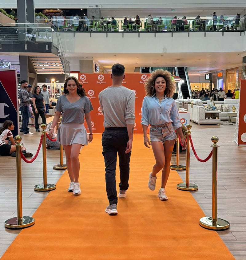 Apertura de Payless en el Portal Shopping