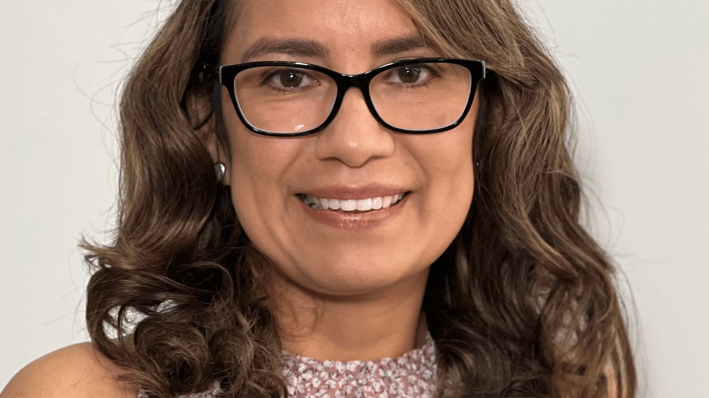 Dra. Jenny Benalcázar Mosquera dialoga con Nueva Mujer.