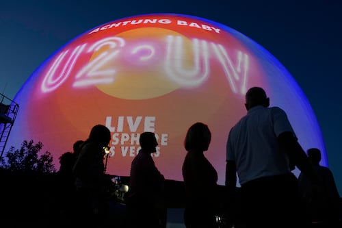 U2 inaugura el foro Sphere en Las Vegas con visuales impresionantes