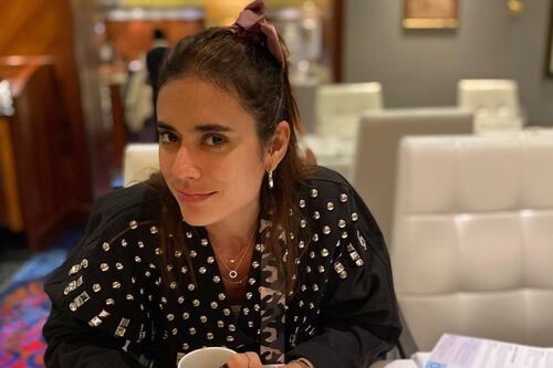 Atacan a Carolina Ramírez luego de mostrarse al natural y con un impactante cambio de look