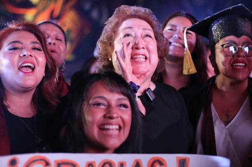 “Recordar tu poder es volar”: Samantha Báez y la fuerza de transformar el dolor en esperanza