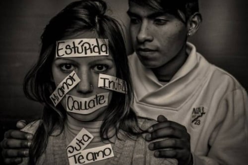 El peor año para las mujeres ecuatorianas: ‘Flores en el aire’, un proceso reparatorio para víctimas de femicidio