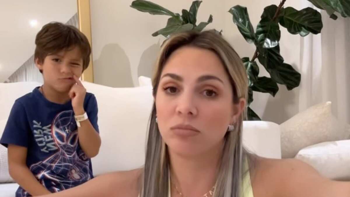 Mabel Cartagena junto a su hijo Luca