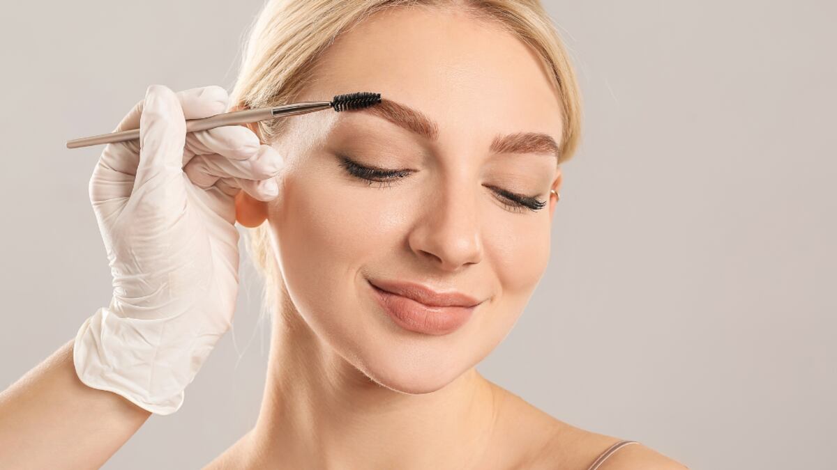 Tendencias de cejas 2025