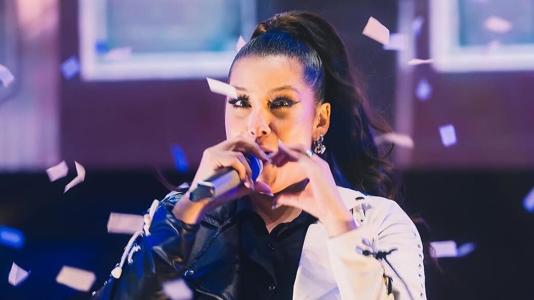 La cantante será la animadora del programa donde el canal privado mostrará cómo los famosos se preparan para asistir a la Gala del Festival de Viña.