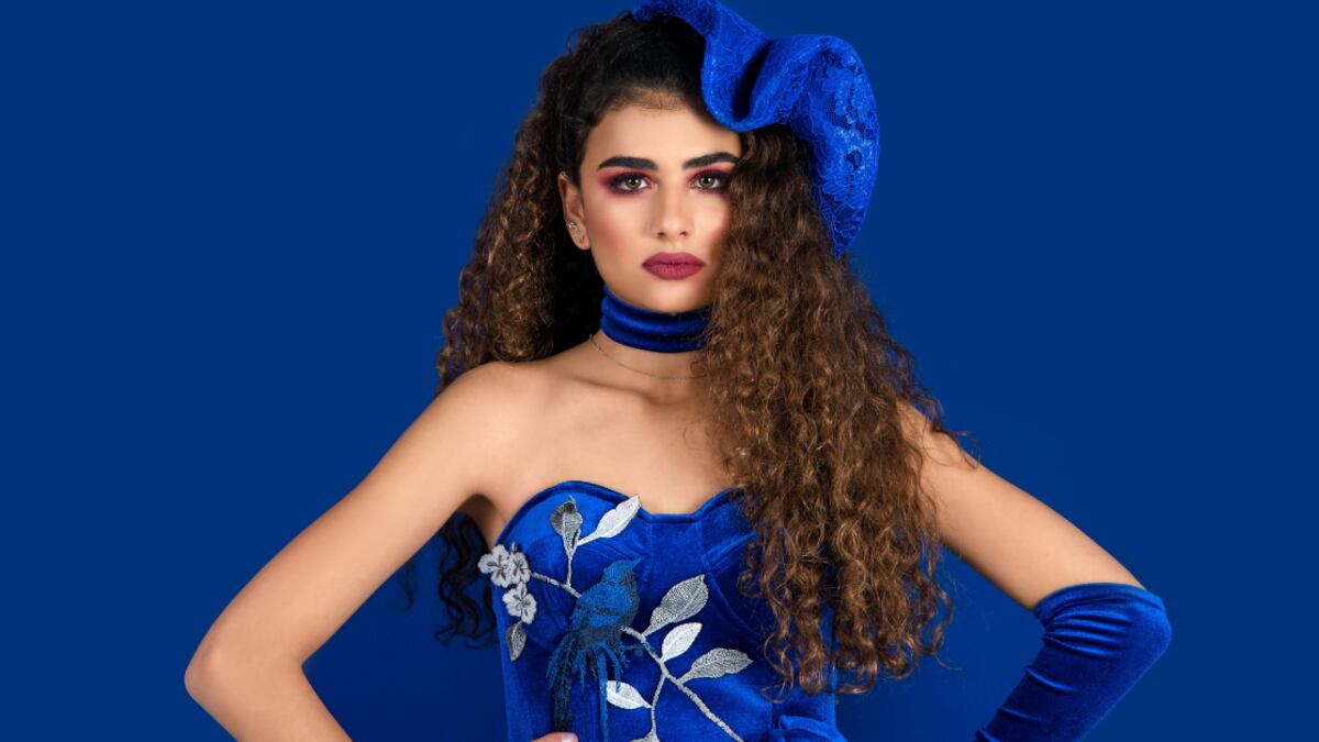 El azul cobalto dominará la próxima temporada de primavera-verano 2024.