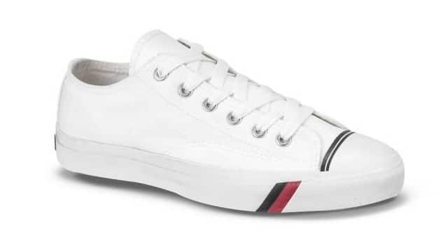 Defienden a los tenis Croydon en redes sociales