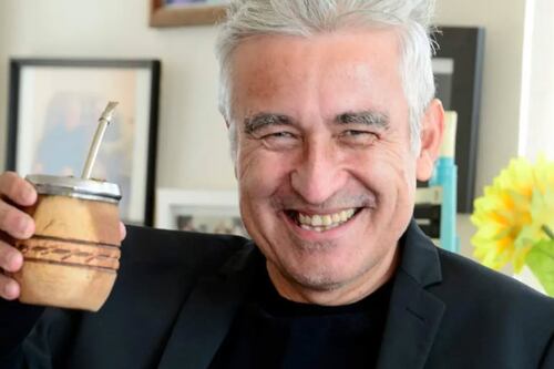 Jorge González reaparece con reveladora entrevista donde cuenta el origen de sus nuevas canciones y reconoce que “ya no me interesa el sexo”