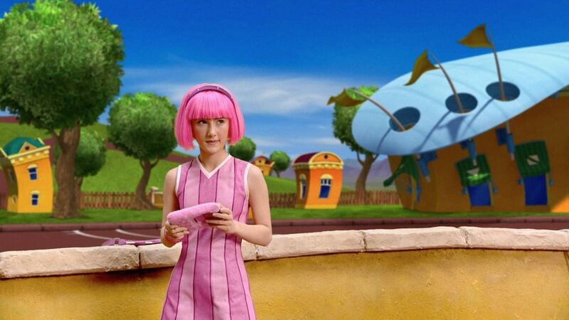 Julianna Rose Mauriello dio vida a Stephanie en 'LazyTown'