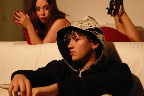 ¡Blanko enciende el ritmo! El cantante lanza “Pa’ que te maquillas”, un tema urbano dedicado a sus fans