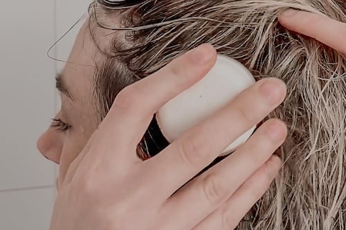 Tecnología detox: nuevas fórmulas naturales al rescate de nuestro cabello