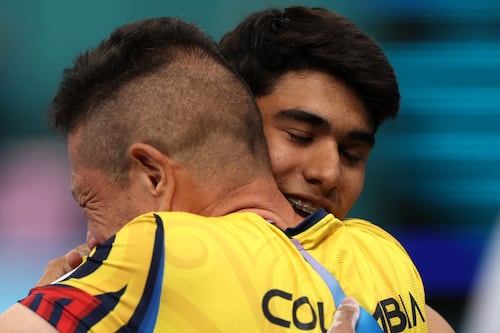 Comentarista mexicana rompió en llanto en plena transmisión por medalla de Ángel Barajas