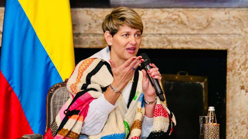 Verónica Alcocer reforma a la salud