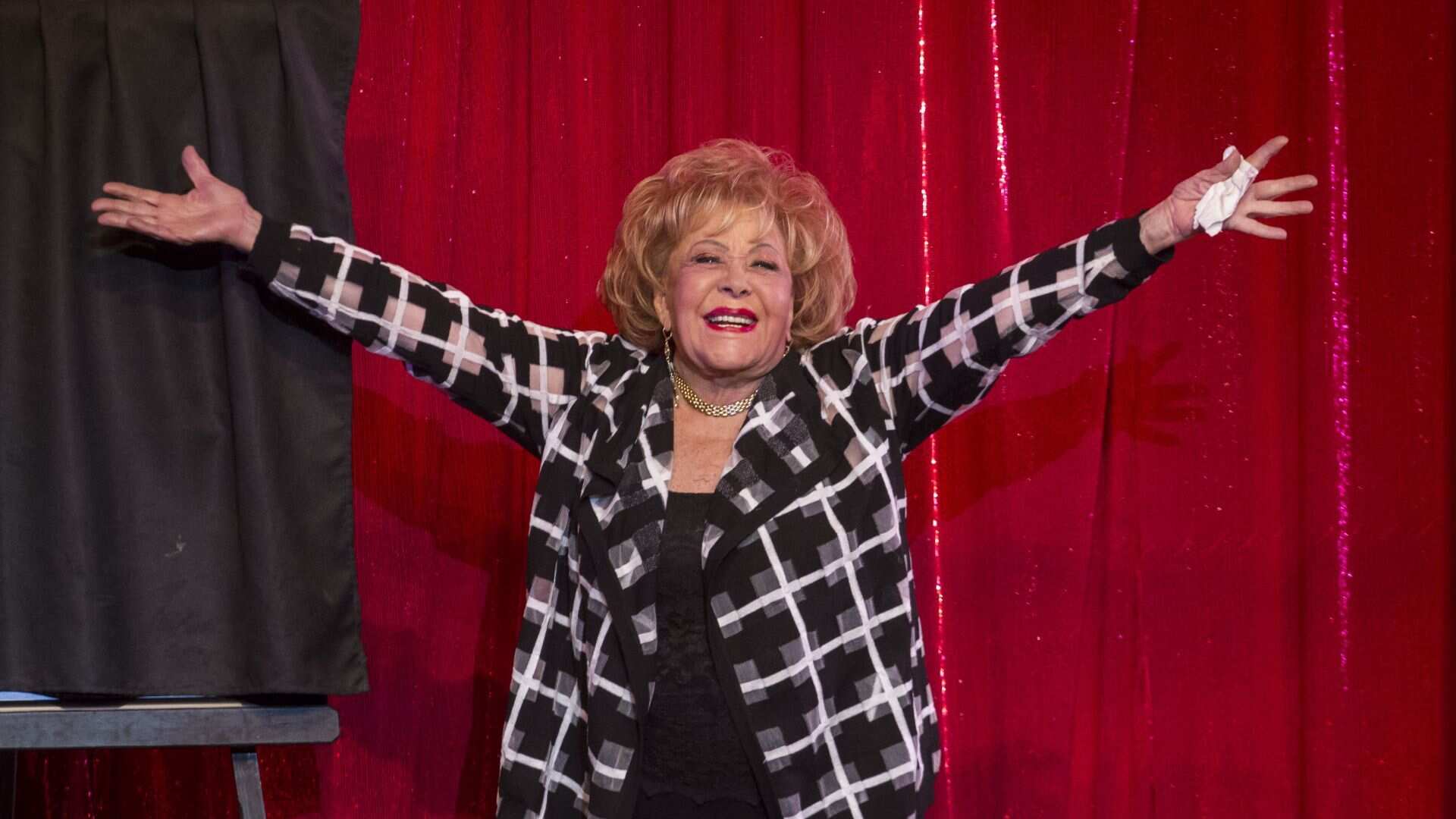 Silvia Pinal: Gustavo Adolfo Infante asegura que la actriz está en terapia intensiva