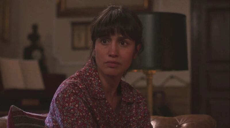 Escena de la serie española 'Entre tierras'