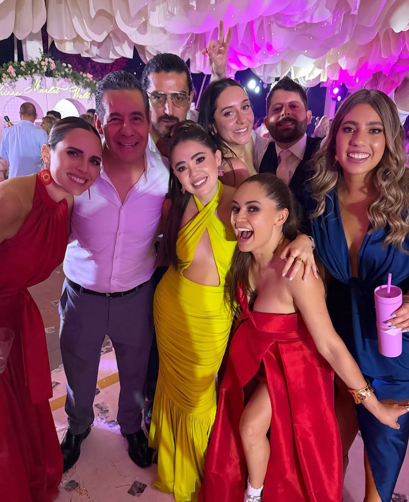 Invitados a la Pinky Boda de Karla Díaz