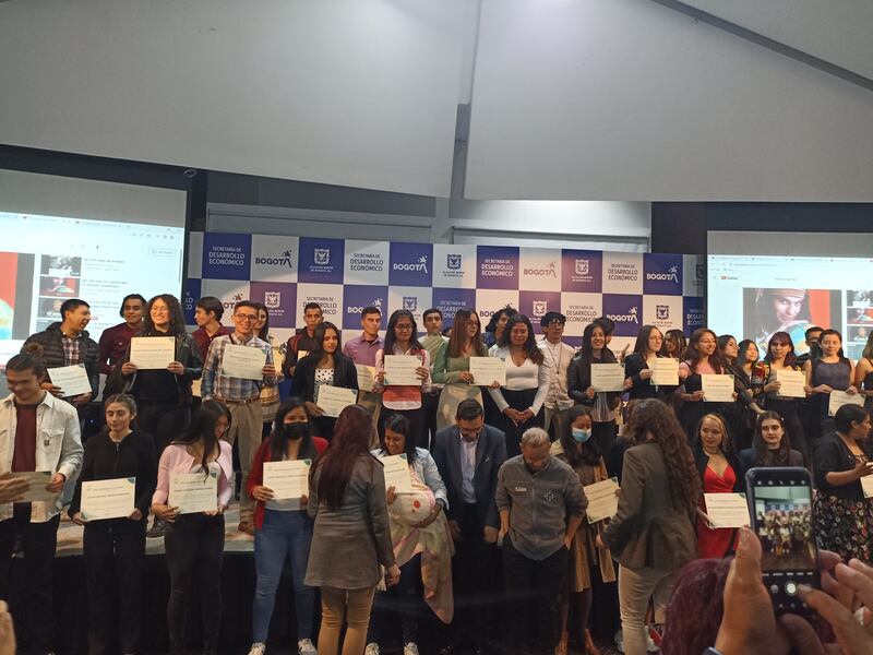 Entrega de becas fundación Forge