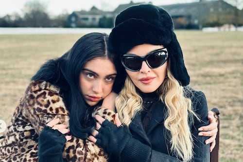 Hija de Madonna, Lourdes, deslumbra en la Semana de la Moda de París con un audaz traje de encaje