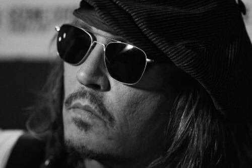 Johnny Depp reveló los objetos con los que su madre lo golpeaba