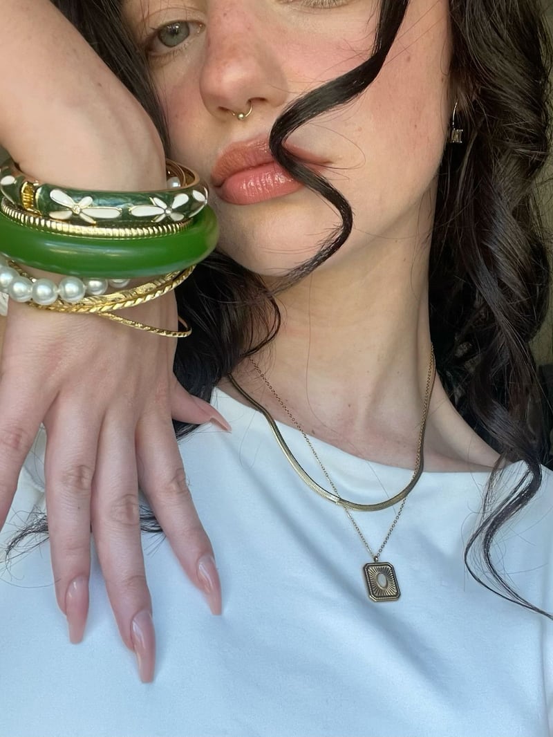 Los brazaletes de jade serán tendencia este año