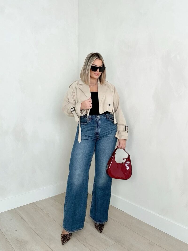 ¿Qué son los jeans ‘Ribcage’? Los nuevos pantalones en tendencia que cambiarán por completo todo tu look