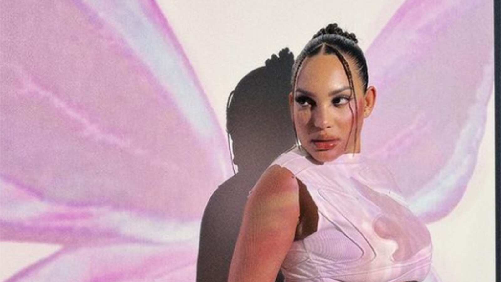 Andrea Valdiri es criticada duramente por su físico.