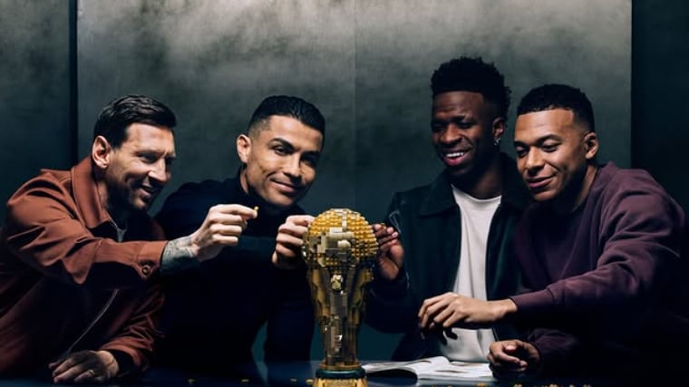 Lego pagó millones a las cuatro figuras de su comercial.