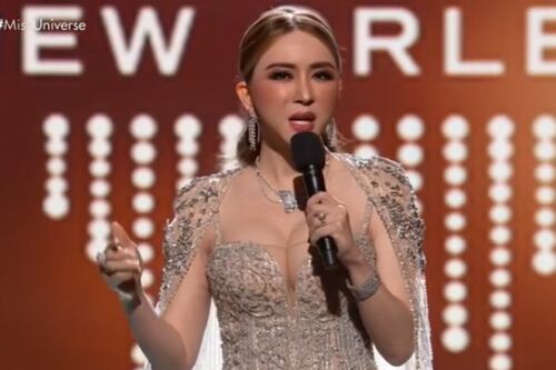 El imponente discurso de la primera dueña de Miss Universo transgénero por el empoderamiento de las mujeres