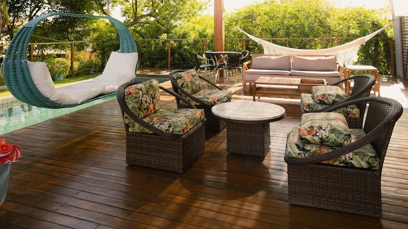 Deck decoración de exteriores en tendencia