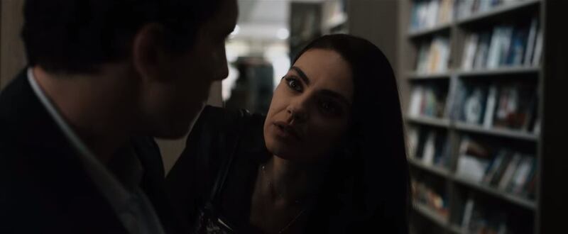 Escenas de 'Luckiest Girl Alive'
