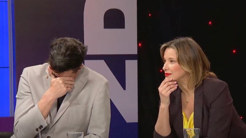 Mario Velasco y Claudia Schmitd |
Captura: Zona de estrellas de Zona Latina