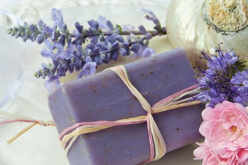 3 usos mágicos de la lavanda que te ayudarán con los bloqueos energéticos