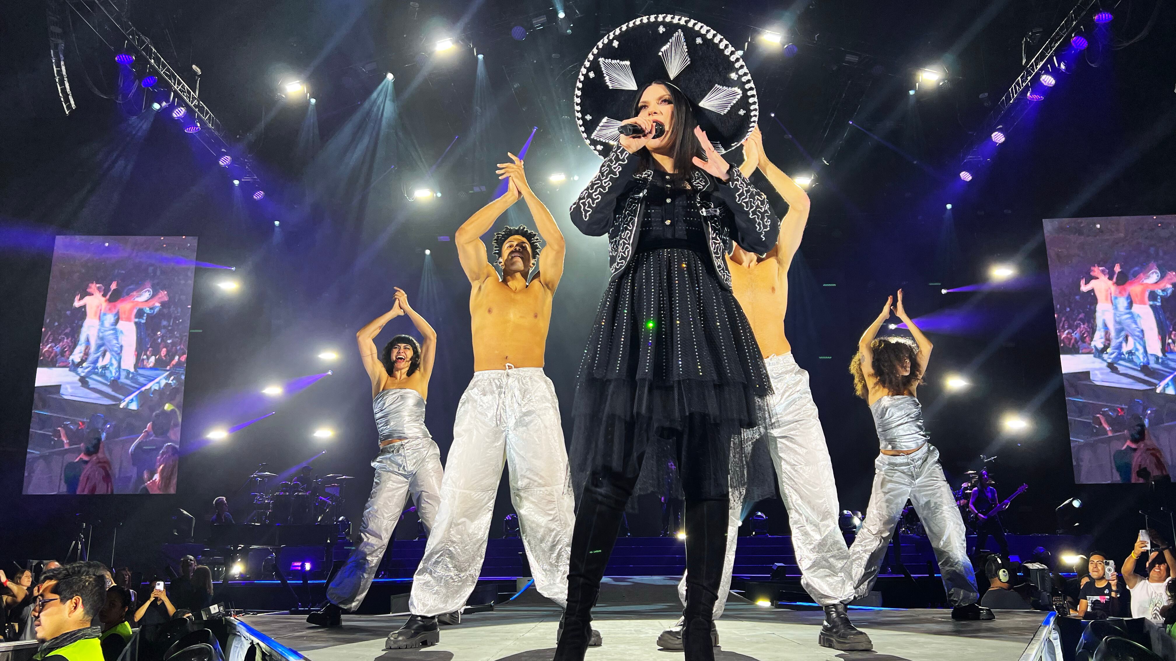 La cantante italiana regresa al país tras 6 años de ausencia