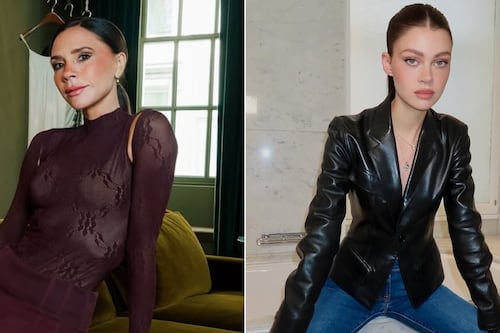 “¿Intentó opacar a su nuera?”: el polémico look de Victoria Beckham en la boda de su hijo que tacharon de “inapropiado”