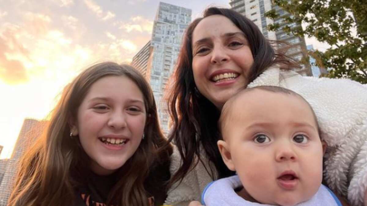 Irán Castillo y su hija