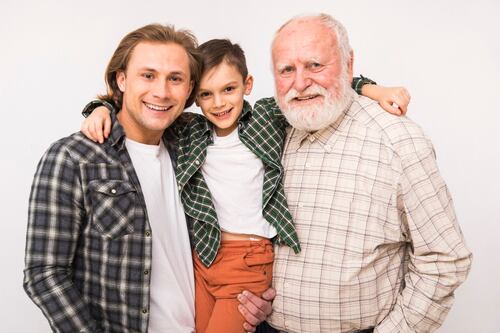 Un legado de amor que trasciende generaciones: Celebrando el Día del Padre con 3 generaciones de puro amor