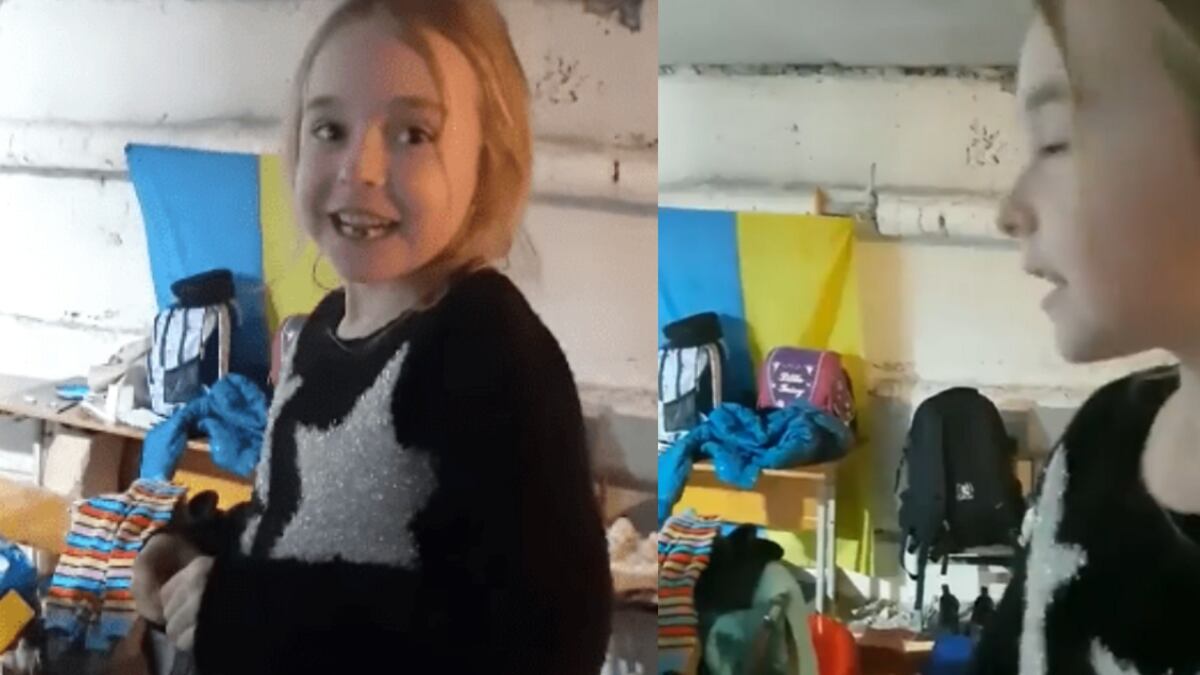 Niña ucraniana cantando Let it go