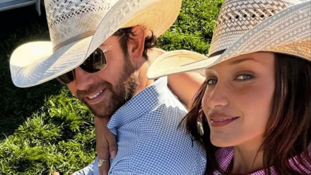 Adan Banuelos y Bella Hadid