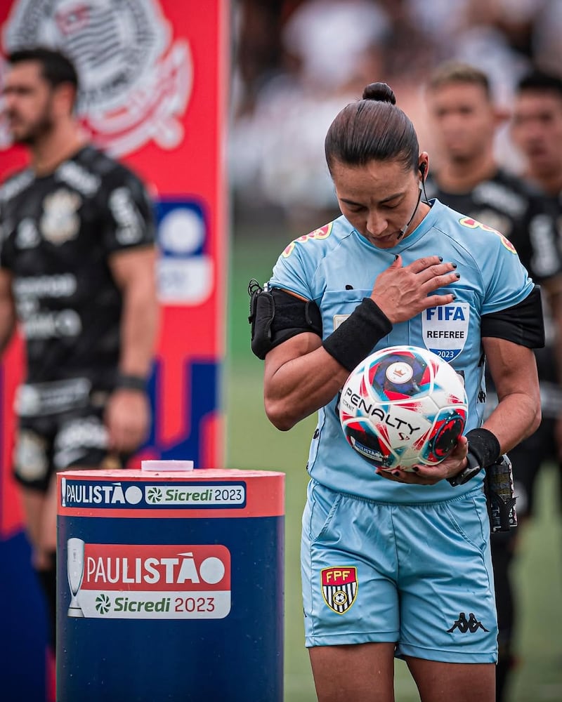 Edina Alves Batista, árbitra brasileña