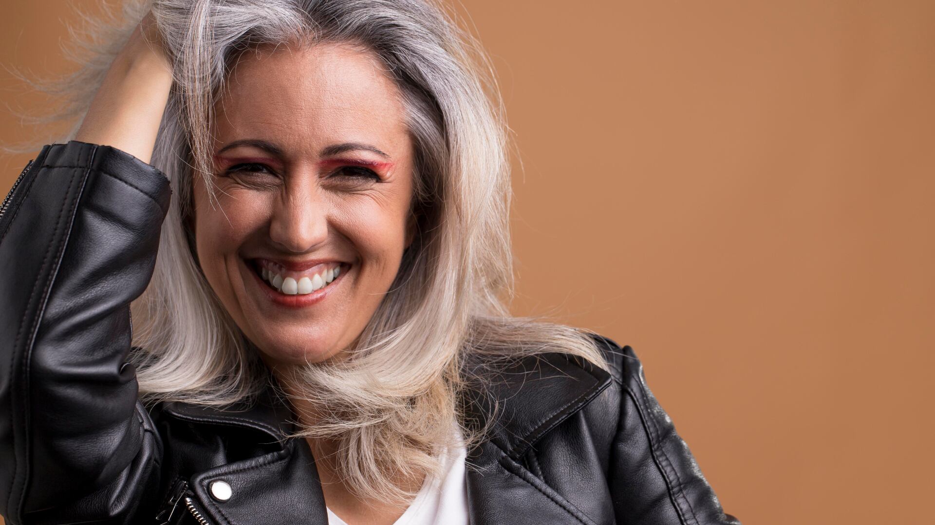 Adiós a las canas con el tinte de henna: 3 mitos y 3 verdades que debes saber