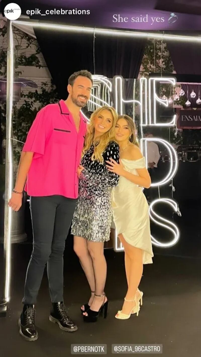 Angélica Rivera junto a su hija Sofía Castro y Pablo Bernot