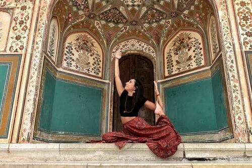 India: Un viaje al corazón a través del yoga