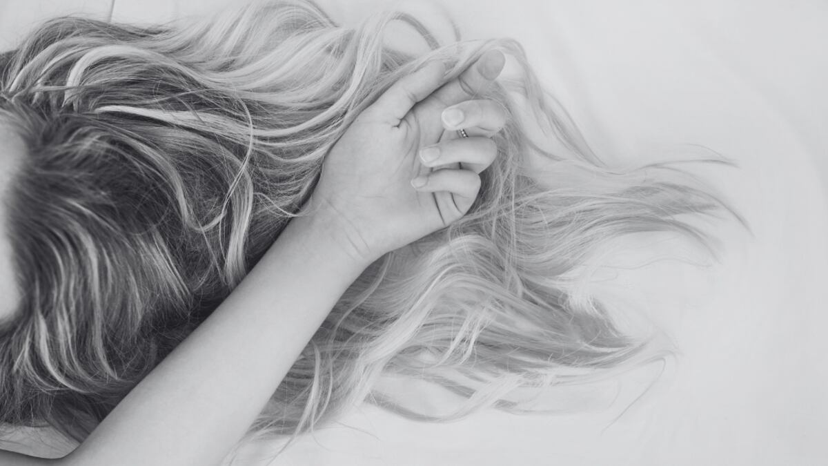 Este es el tinte que debes probar si buscas un cambio de look discreto y elegante.