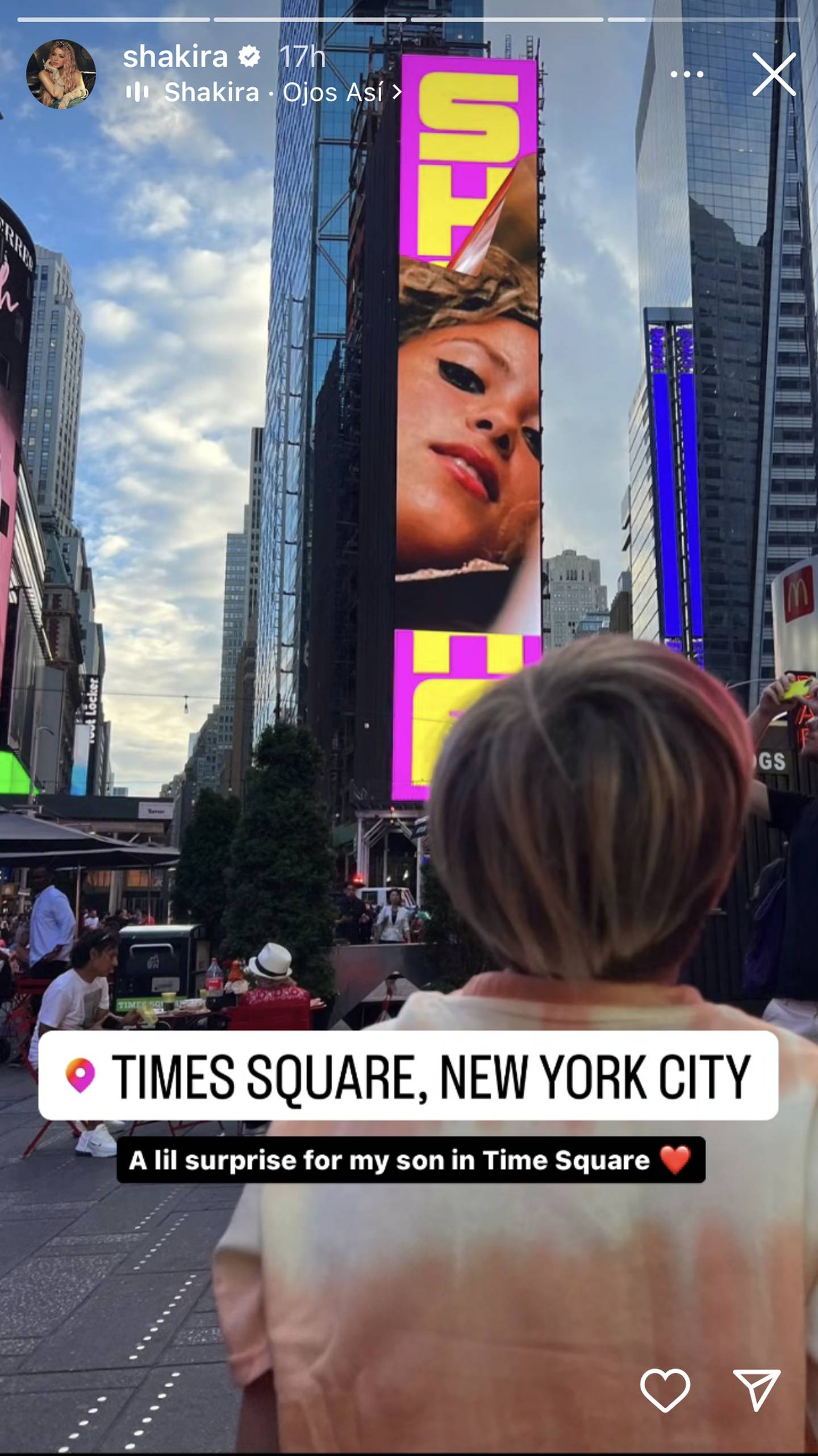 La impresión de Sasha al ver a Shakira en Times Square